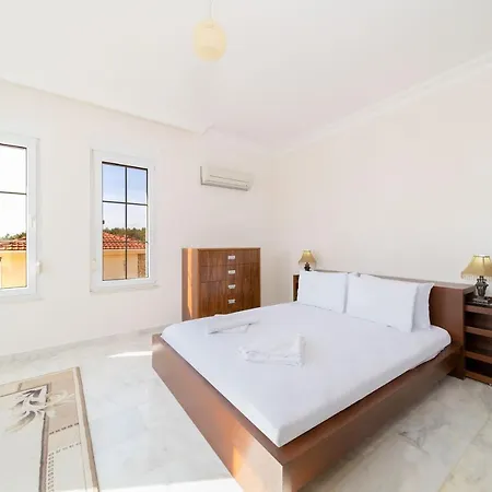 Astonishing With 3 Shared Pools In Alanya Окурджалар