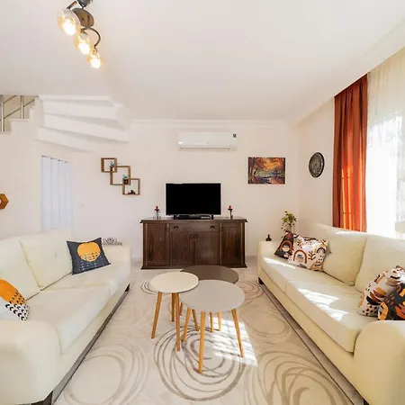 Astonishing With 3 Shared Pools In Alanya Вилла Окурджалар