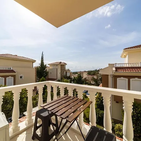 Вилла Astonishing With 3 Shared Pools In Alanya Окурджалар